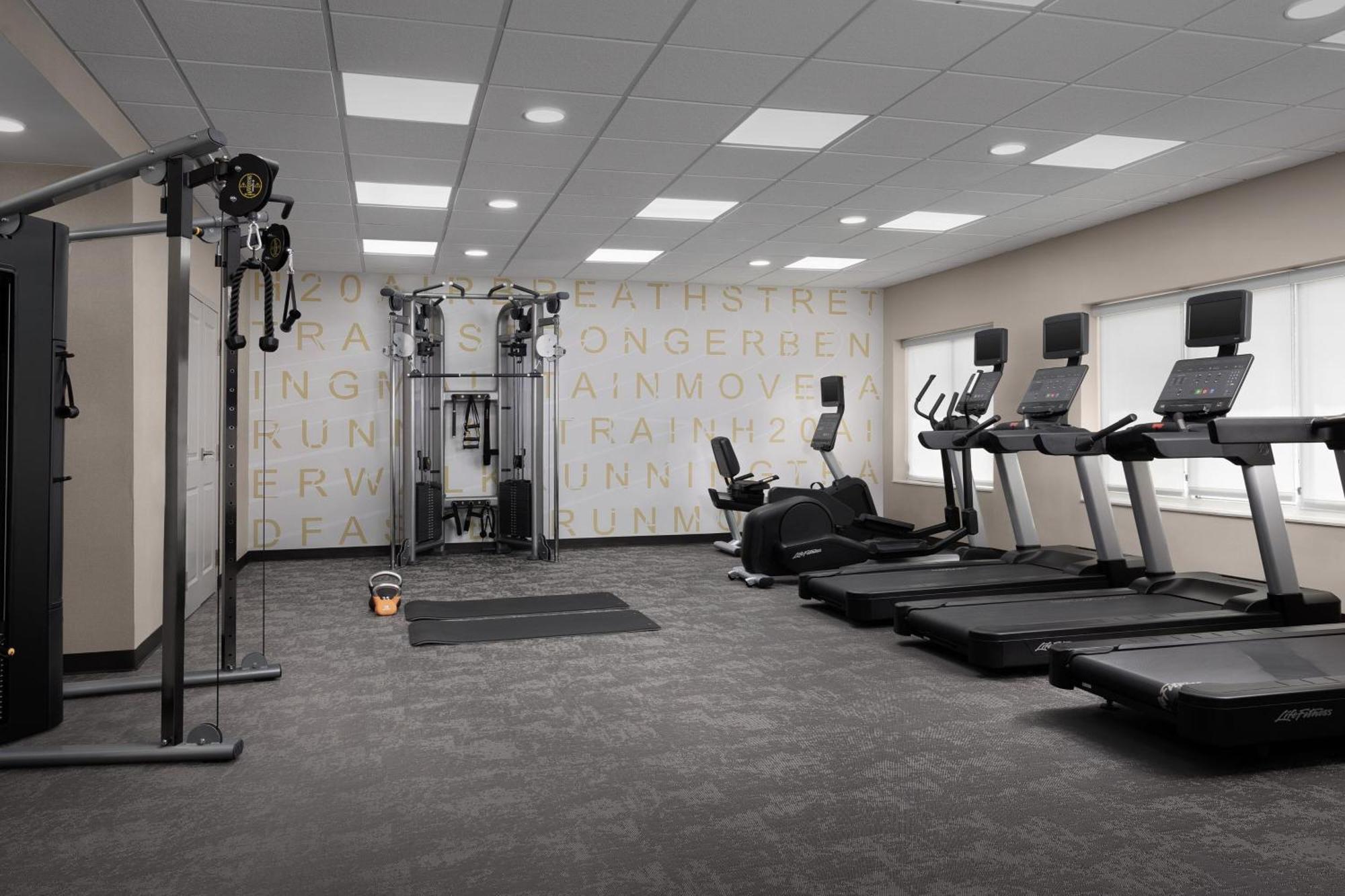Residence Inn Charlotte Southpark Экстерьер фото
