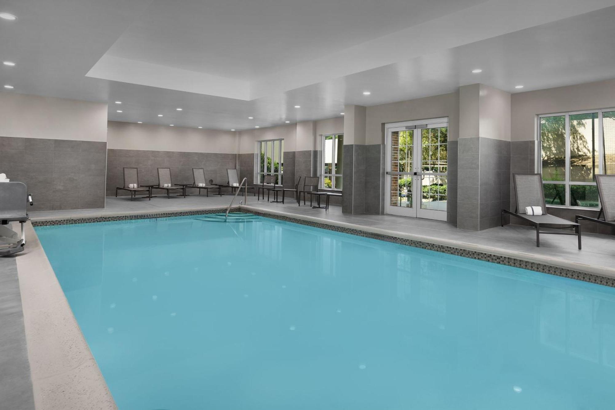Residence Inn Charlotte Southpark Экстерьер фото