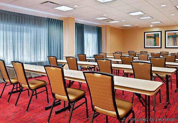 Residence Inn Charlotte Southpark Экстерьер фото